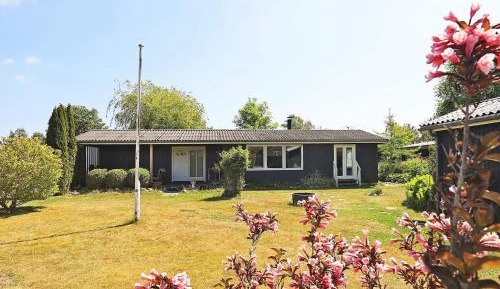 Two-Bedroom Holiday Home