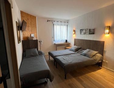 Triple Room with Garden View