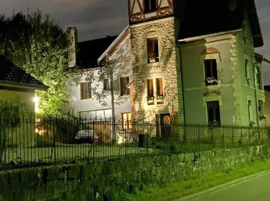 Three-Bedroom Vacation Home 