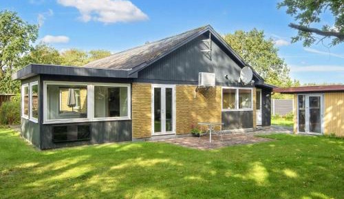Four-Bedroom Vacation Home