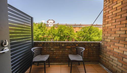 Deluxe Double Room with Shower