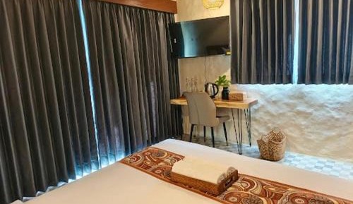 Deluxe Double Room with Balcony and Sea View