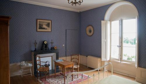 Deluxe Room 1