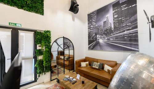 One-bedroom Loft Apartment 