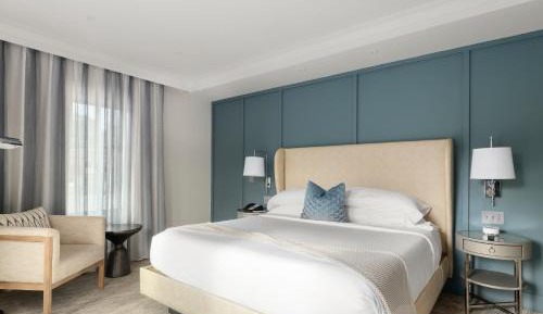 Standard King Room