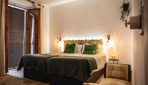 Double Room with Shared Bathroom