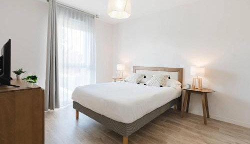 One Bedroom Apartment