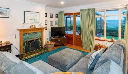 Three-Bedroom Vacation Home 