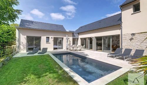 Four-Bedroom Vacation Home