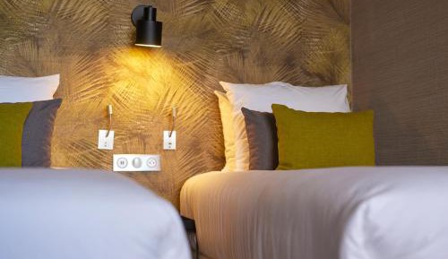 Family suite with balcony