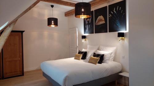 Large Double or Twin Room