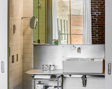Corner Loft