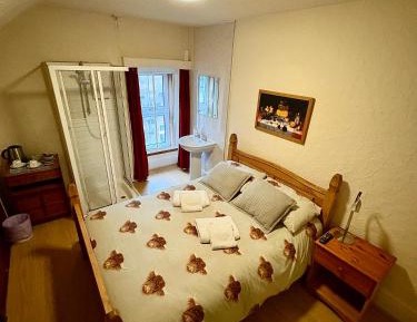 Double Room with Shared Bathroom