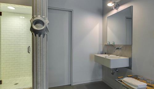 Deluxe Loft