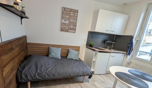 One-Bedroom Apartment