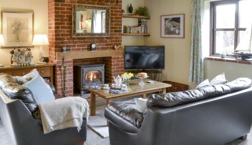 Two-Bedroom Holiday Home