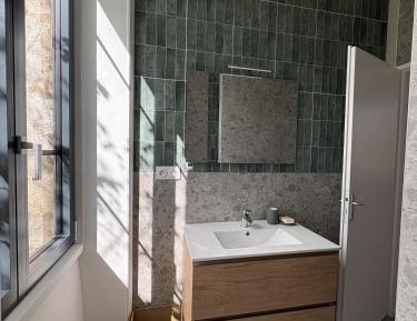 Standard Double Room with Shared Bathroom