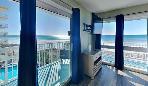 Two-Bedroom Apartment with Ocean View