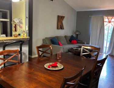 Deluxe Two-Bedroom Apartment with Garden View