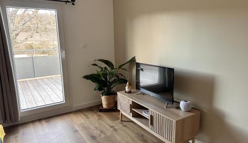 Apartment with Shower