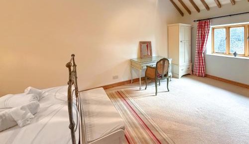 Four-Bedroom Vacation Home