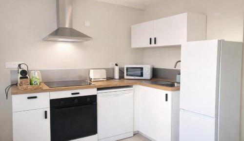 One-Bedroom Apartment with Garden View