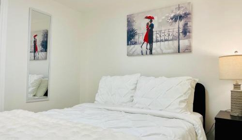 Standard Double Room with Shared Bathroom