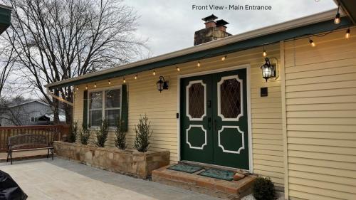 Three-Bedroom Vacation Home 