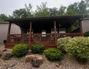 Three-Bedroom Vacation Home 