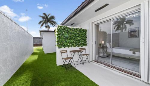 One-Bedroom Villa