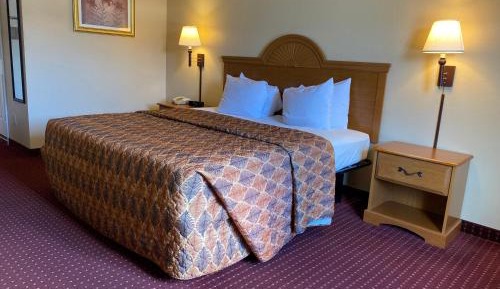 Family Room with Sauna
