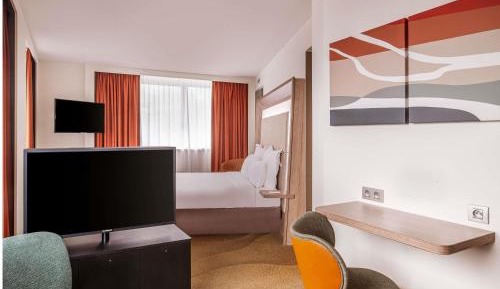 Suite with Double Bed and Double Sofa