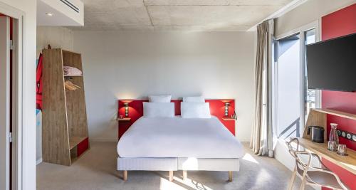 King Suite with View