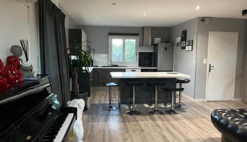 One-Bedroom Apartment - Non-Smoking