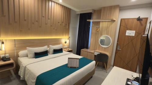 Queen Room