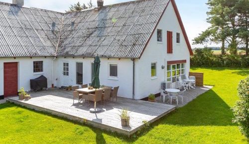 Two-Bedroom Holiday Home