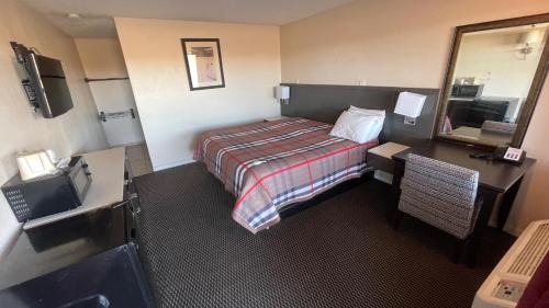 Standard King Room - Non Smoking