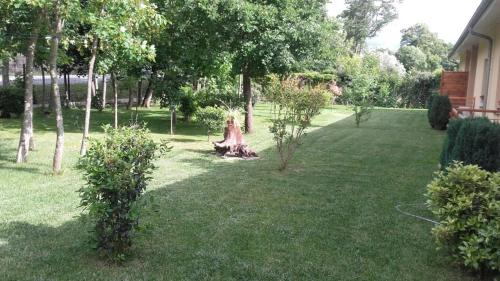 Twin Bed Apartment with Terrace and Garden View