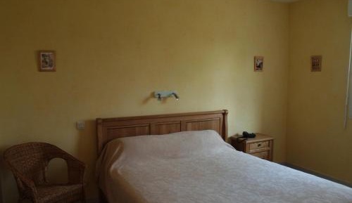 Apartment with King Size Bed