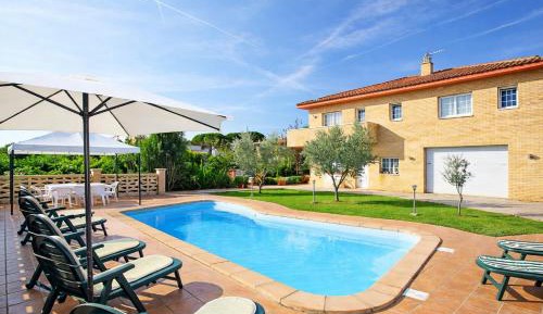 Villa with Private Pool
