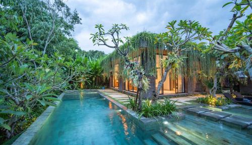 Villa with Private Pool