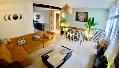 Standard Double Room with Shared Bathroom