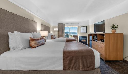 Two Queen Studio - Some with Fireplace