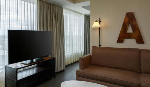 One-Bedroom Suite