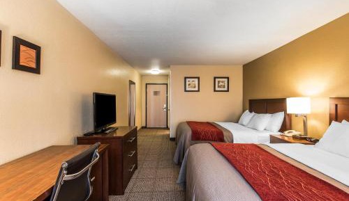 Queen Room with Two Queen Beds - Non-Smoking