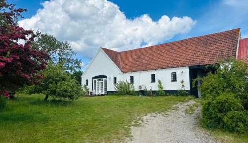Cottage with Garden View