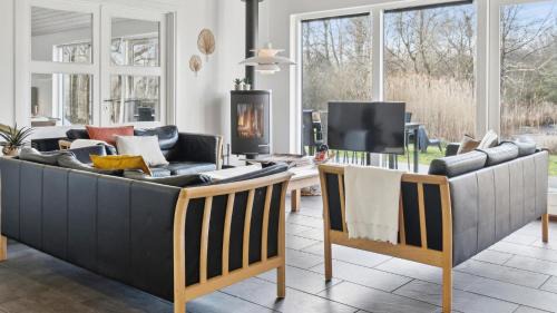 Six-Bedroom Holiday Home