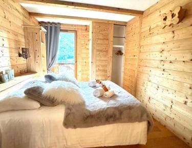 Double Room with Mountain View
