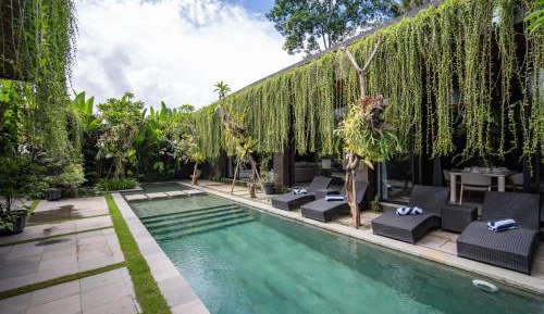 Villa with Private Pool