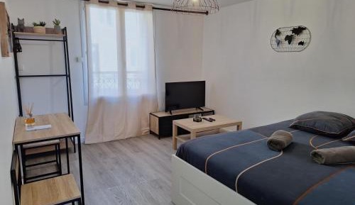 Studio Apartment